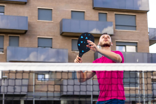 The Best Carbon Fiber Pickleball Paddles For Your Playing Style